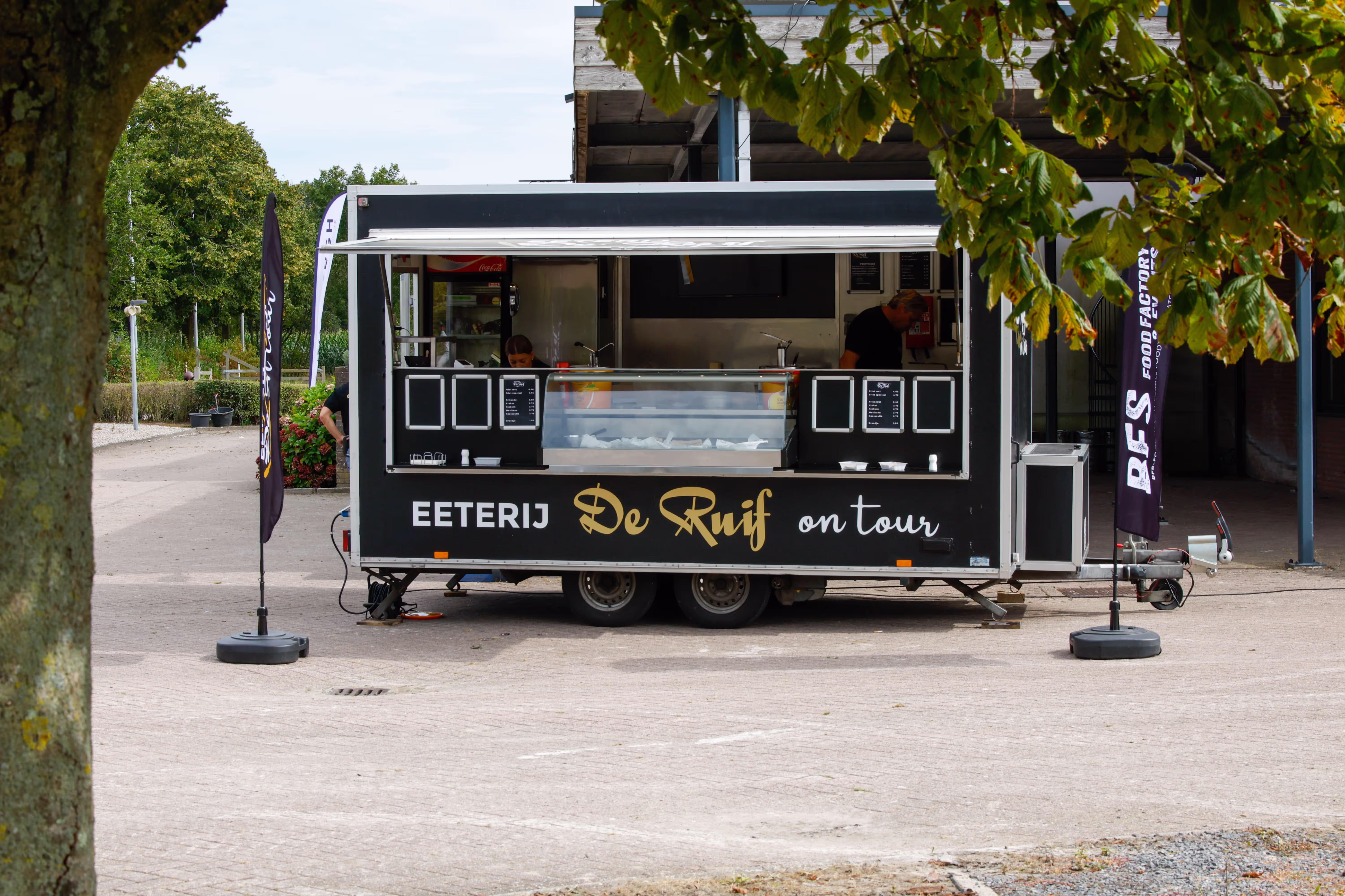 Foodtruck de ruif on tour op locatie